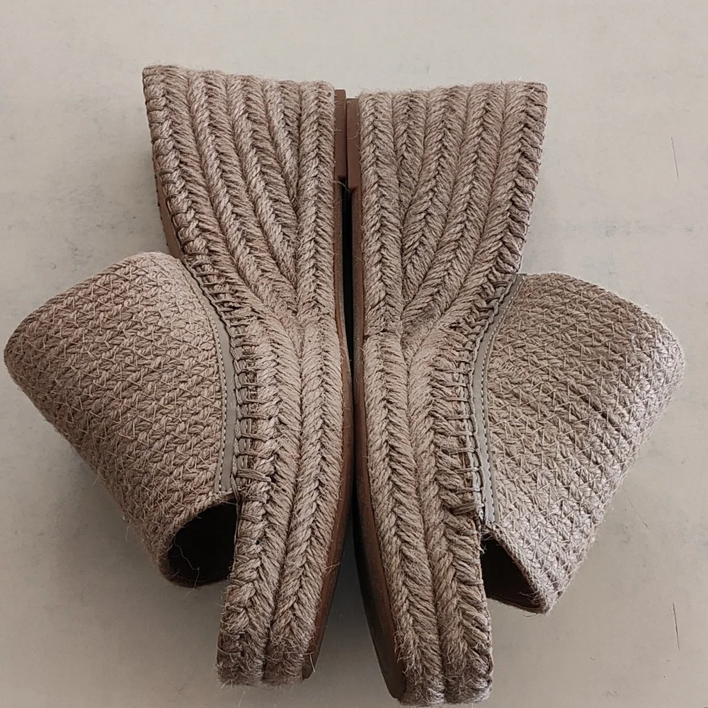 Nordstrom Rack wedges yarn woven slide size 8M